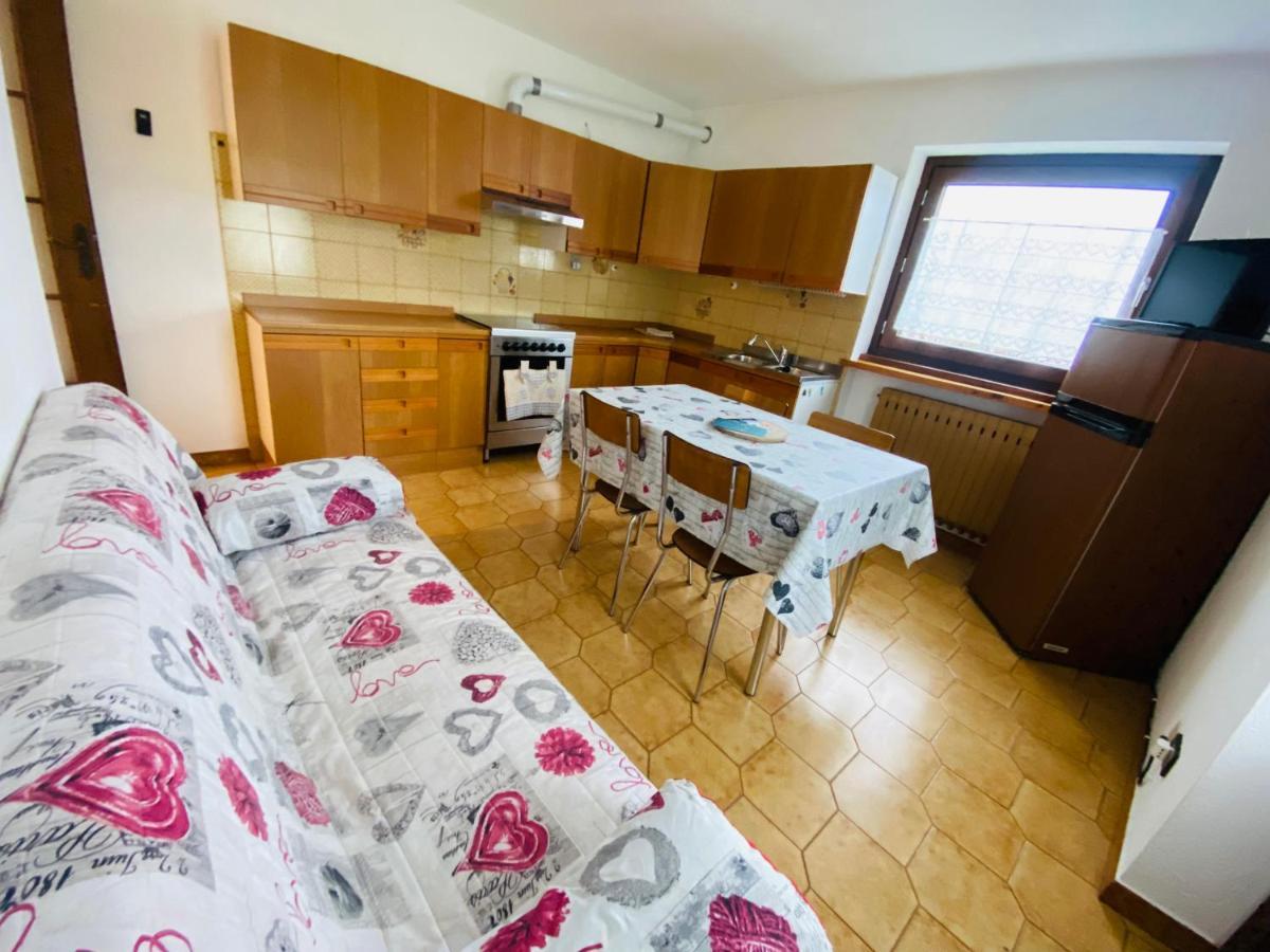 Ferienwohnung Le Cre Introd Exterior foto